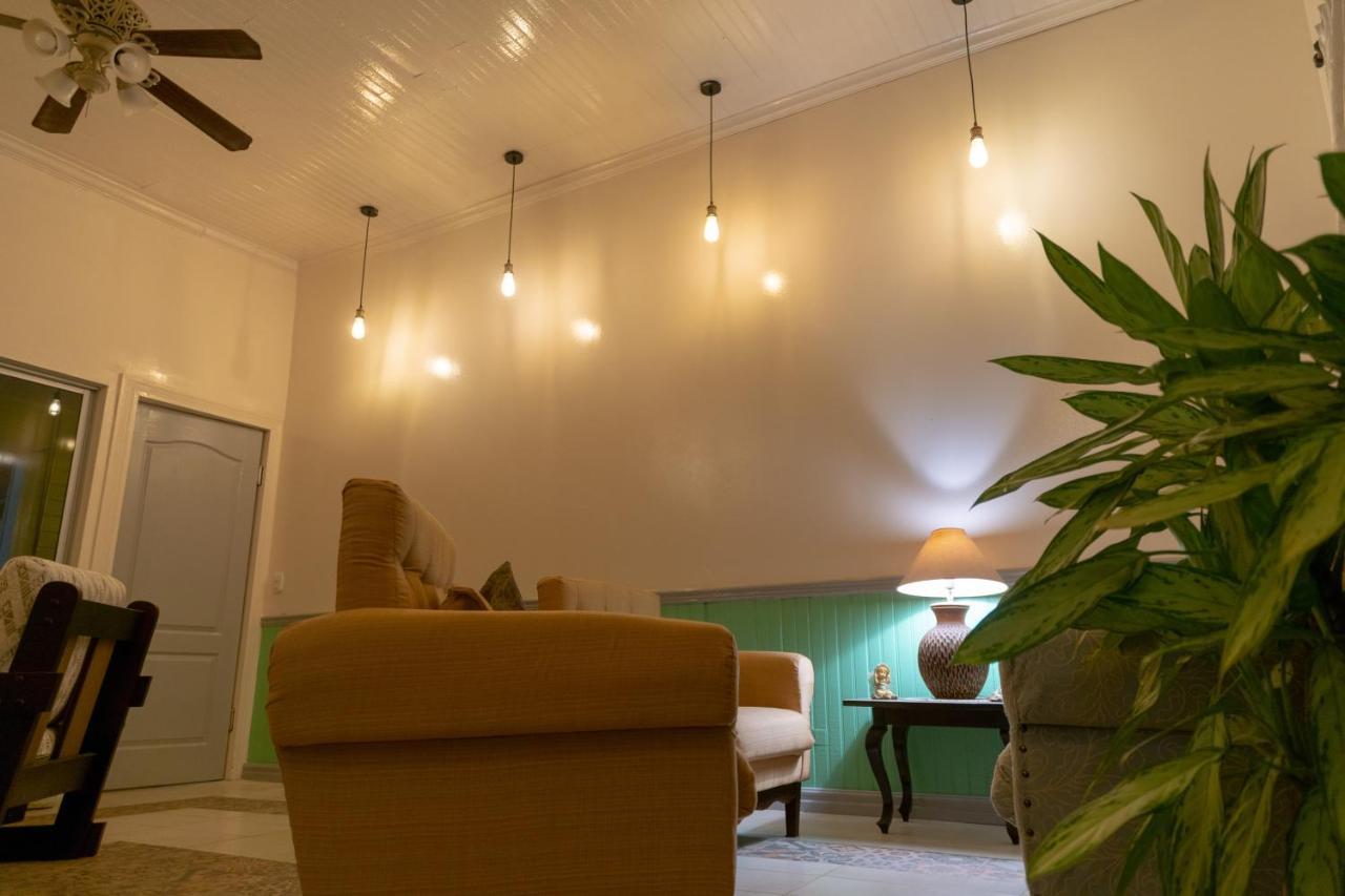 Alice Y Juancito Boutique Hotel Αλαχουέλα Εξωτερικό φωτογραφία