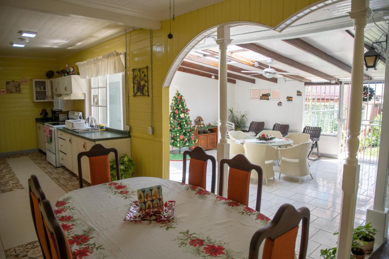Alice Y Juancito Boutique Hotel Αλαχουέλα Εξωτερικό φωτογραφία